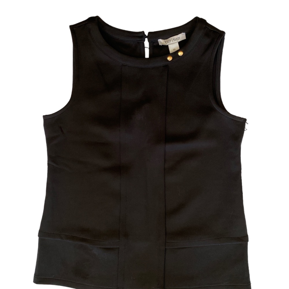 White House black market black sleeveless top size XS